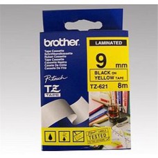 Feliratozó kazetta Brother 9mm széles sárga - fekete TZe-621